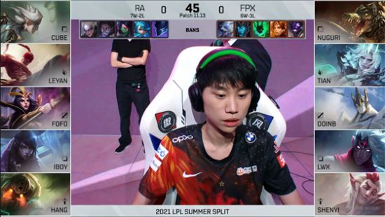 红魔11S Pro系列震撼发布全球首发第五代骁龙8至尊版